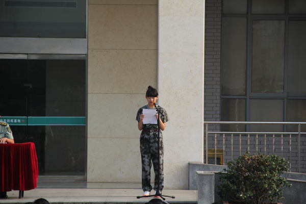 學生代表發(fā)言 學生代表發(fā)言